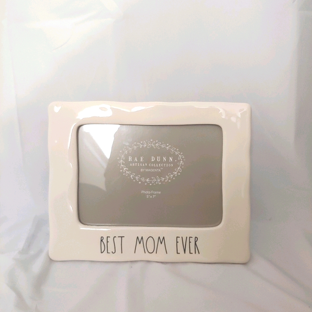 🔴 Rae Dunn "Best Mom" Frame
